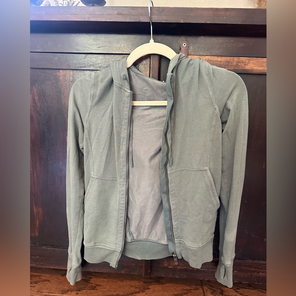 Lululemon Jacket. Size 2